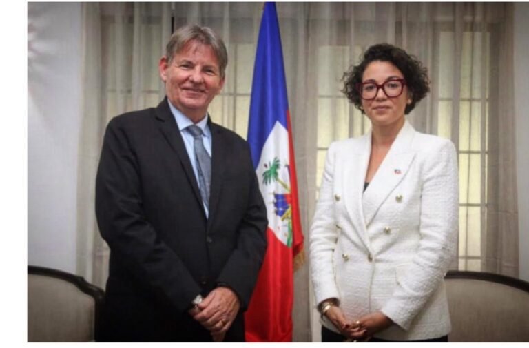 Haïti: LA PREMIÈRE RENCONTRE ENTRE LA MINISTRE DES AFFAIRES ÉTRANGÈRES DOMINIQUE DUPUY ET L’AMBASSADEUR DES ÉTATS-UNIS EN HAÏTI