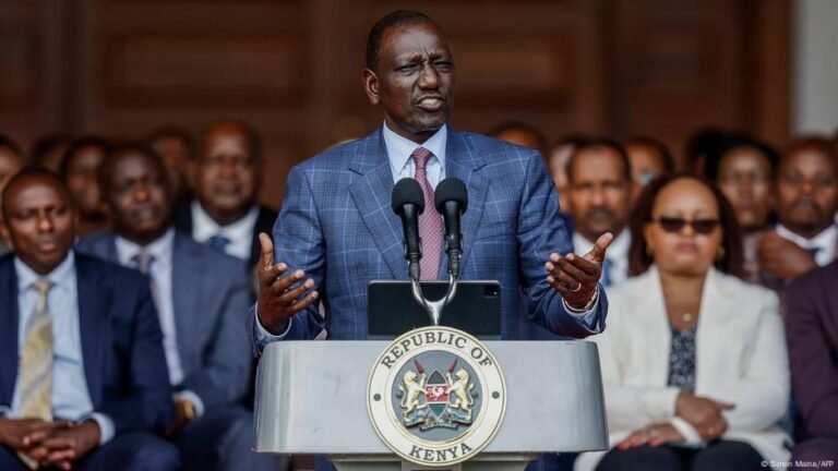 Crise- Kenya : LE PRÉSIDENT KENYAN MET À LA PORTE PRESQUE TOUS LES MINISTRES DE SON CABINET